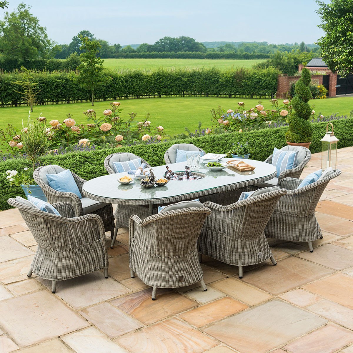 Oxford – Venice 8 Seat Oval Rattan Dining Set with Ice Bucket